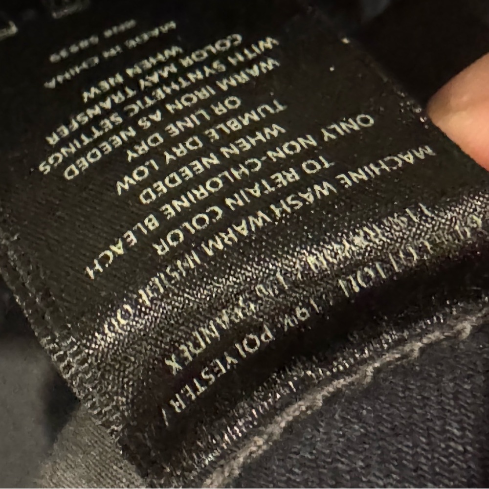 Kut from the Kloth Dark Wash Women’s Skinny Jeans - Distressed - Picture 6 of 7
